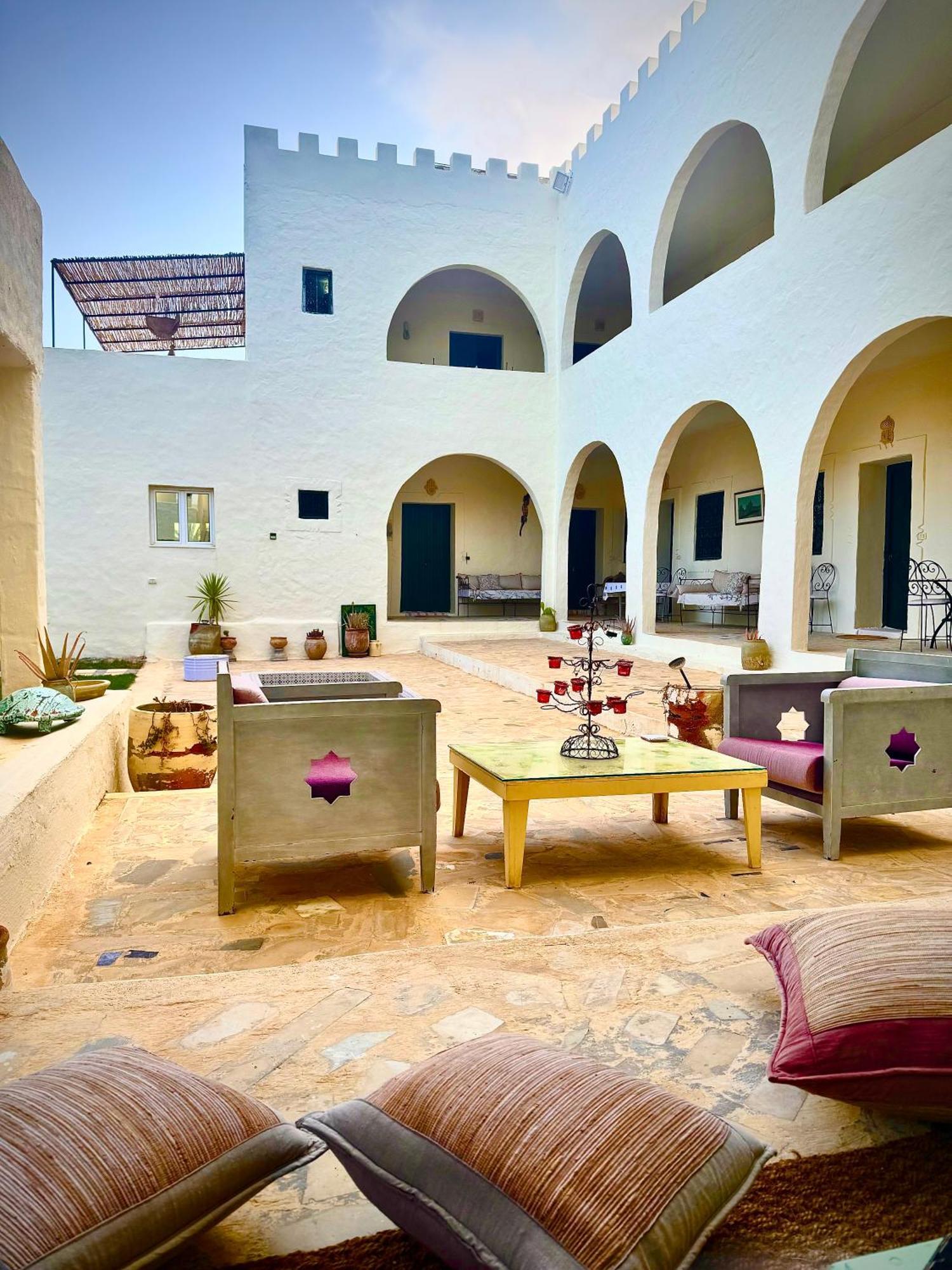 Dar Oueghlani - Maison D'Hotes El Mây Exterior foto